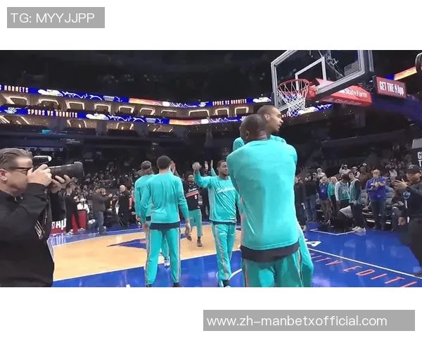 黄蜂队连胜六场展现重建潜力青年军逐渐成型 黄蜂队连胜六场展现重建潜力青年军逐渐成型