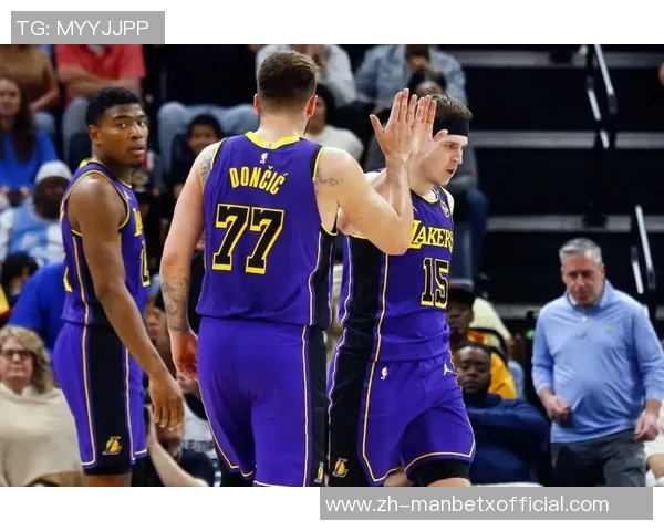 东契奇谈球队阵容变动与伤病困扰的双重挑战