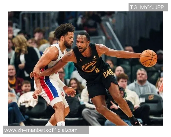 阿特金森赞莫布里状态回暖展现积极面貌为球队注入信心